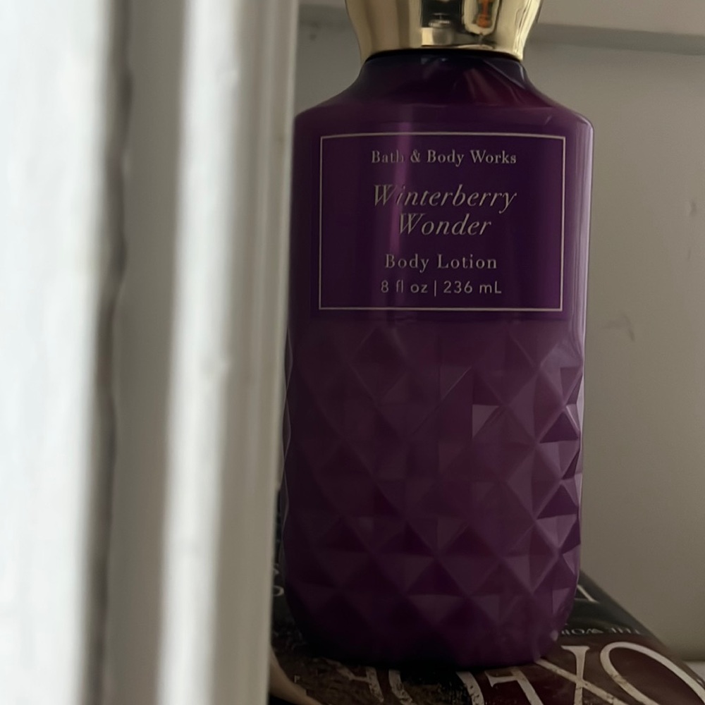 Winterberry wonder